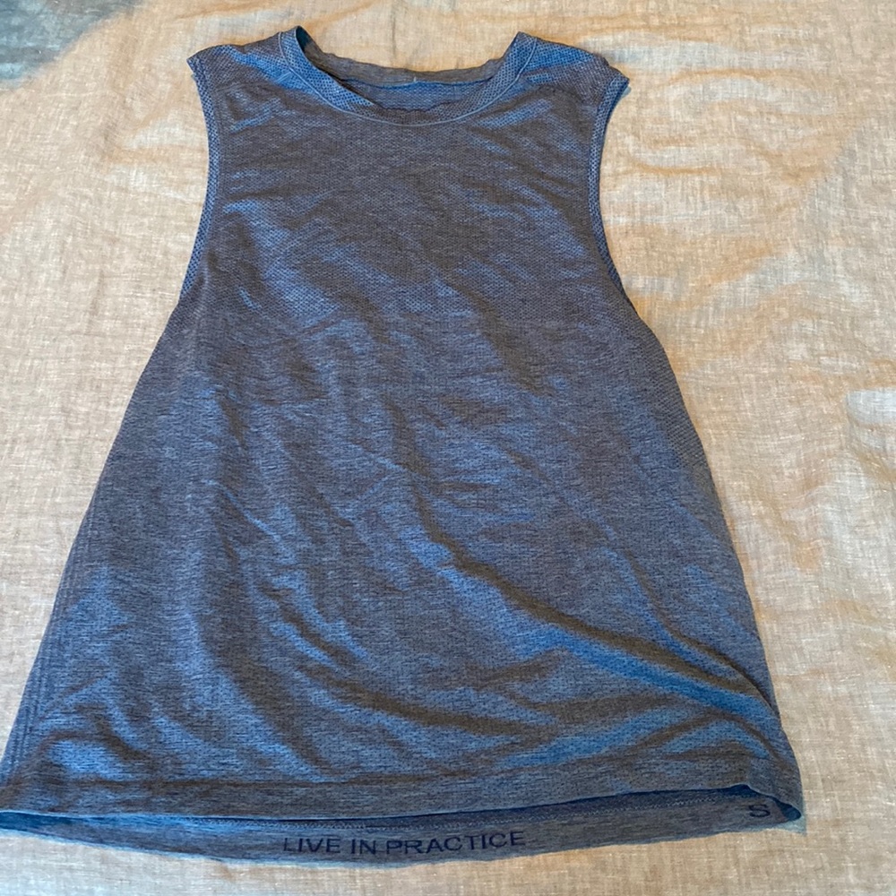 Lululemon tank top